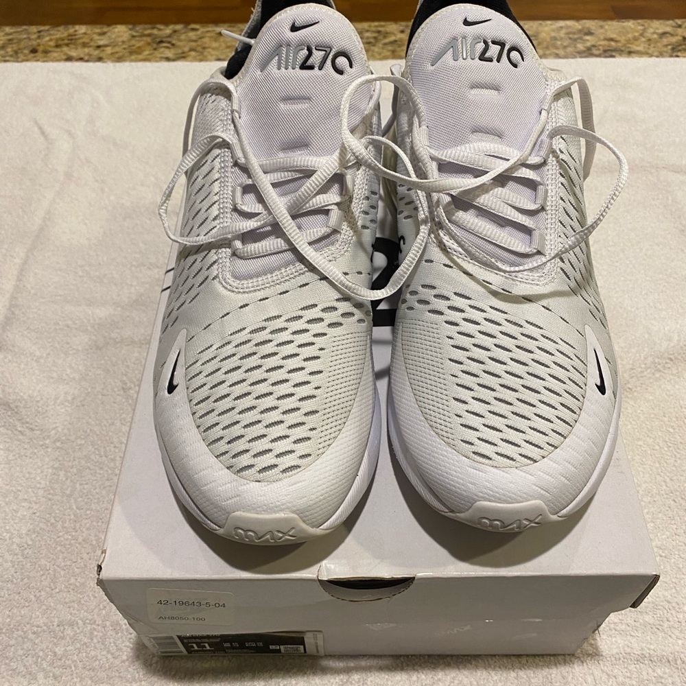 Nike AirMax 270